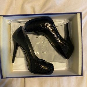 Women’s Stuart Weitzman black heels